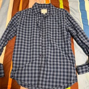 American Eagle Button Down Shirt